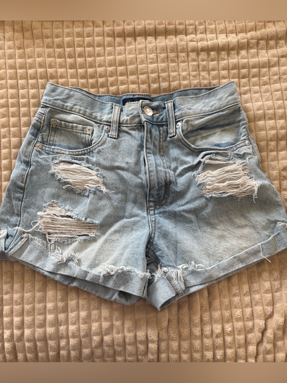 Aeropostale mom Jean short!